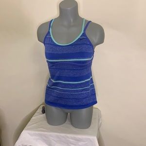 Nike Dri-Fit Strapped Tank Top in Size Small